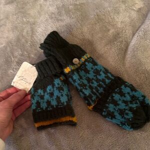 Free People Forest Green Mittens